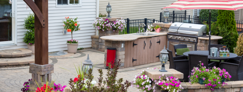 outdoor kitchen